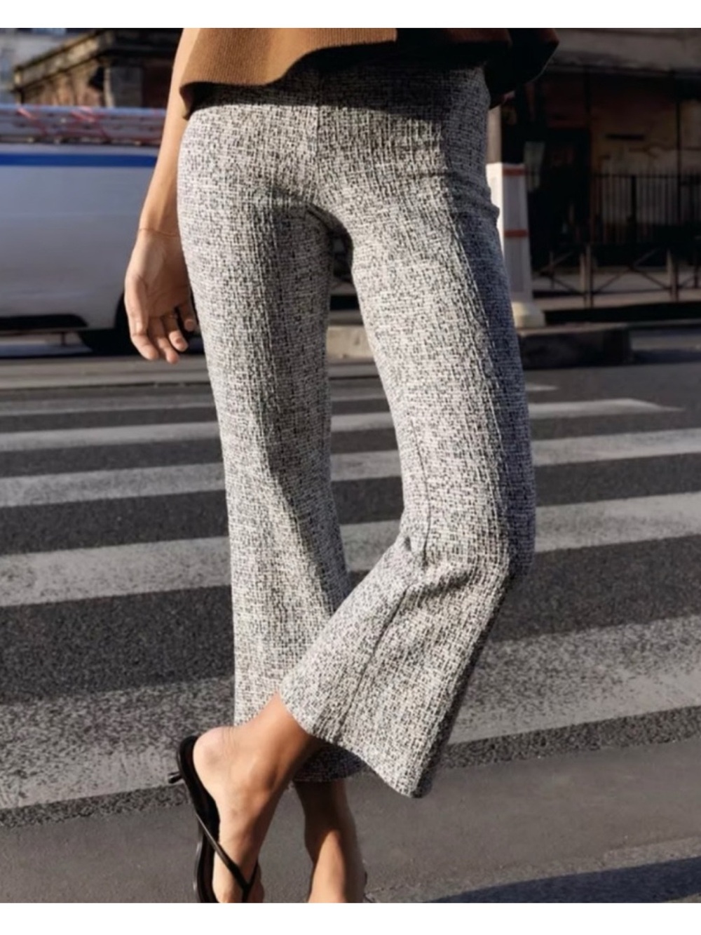 Zara Flared Tweed Boucle Cropped Pants, Size M nwt